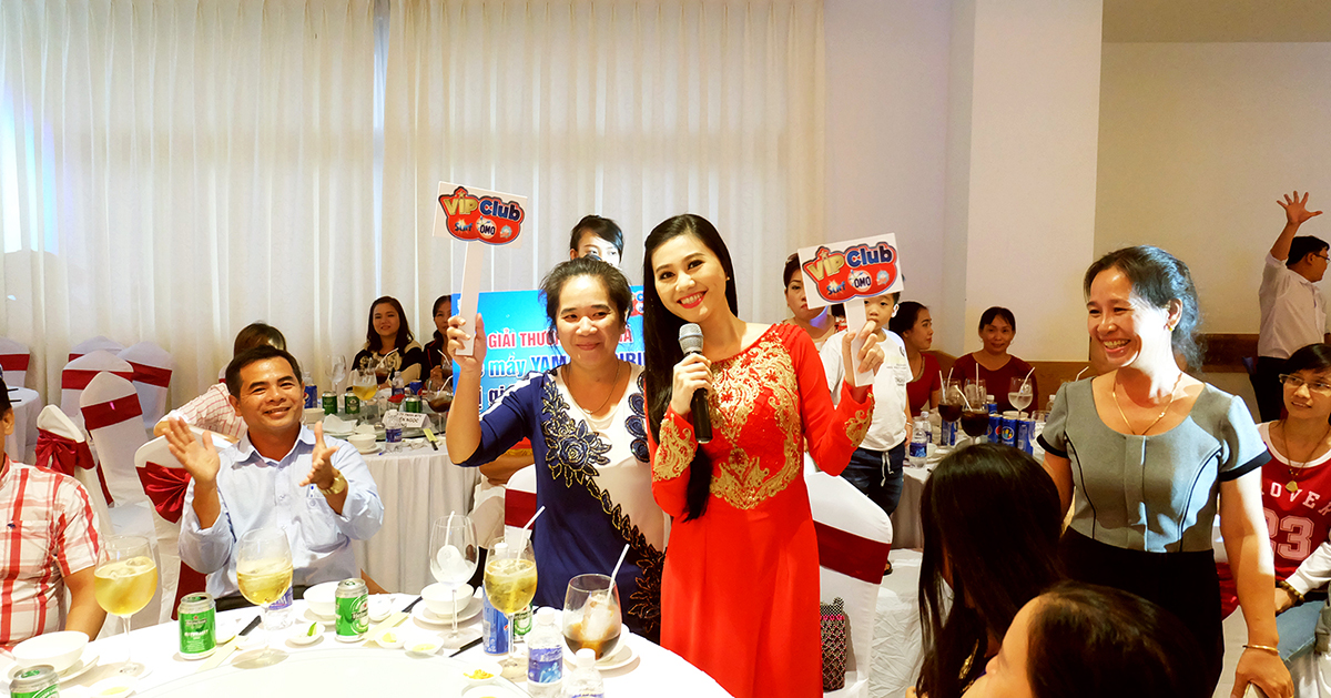 Hội trường lớn